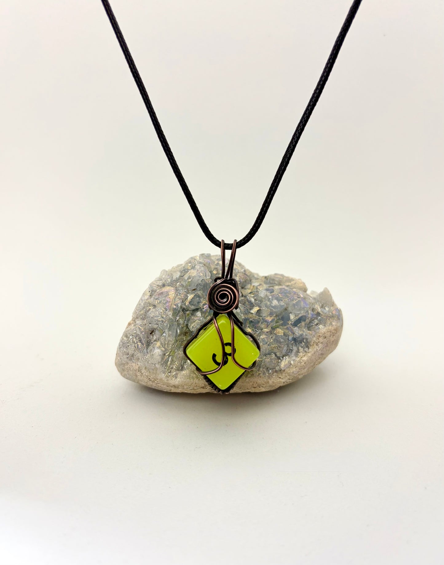 Critical Hit in Copper – Green Dice Wire Wrapped Necklace