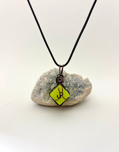Critical Hit in Copper – Green Dice Wire Wrapped Necklace