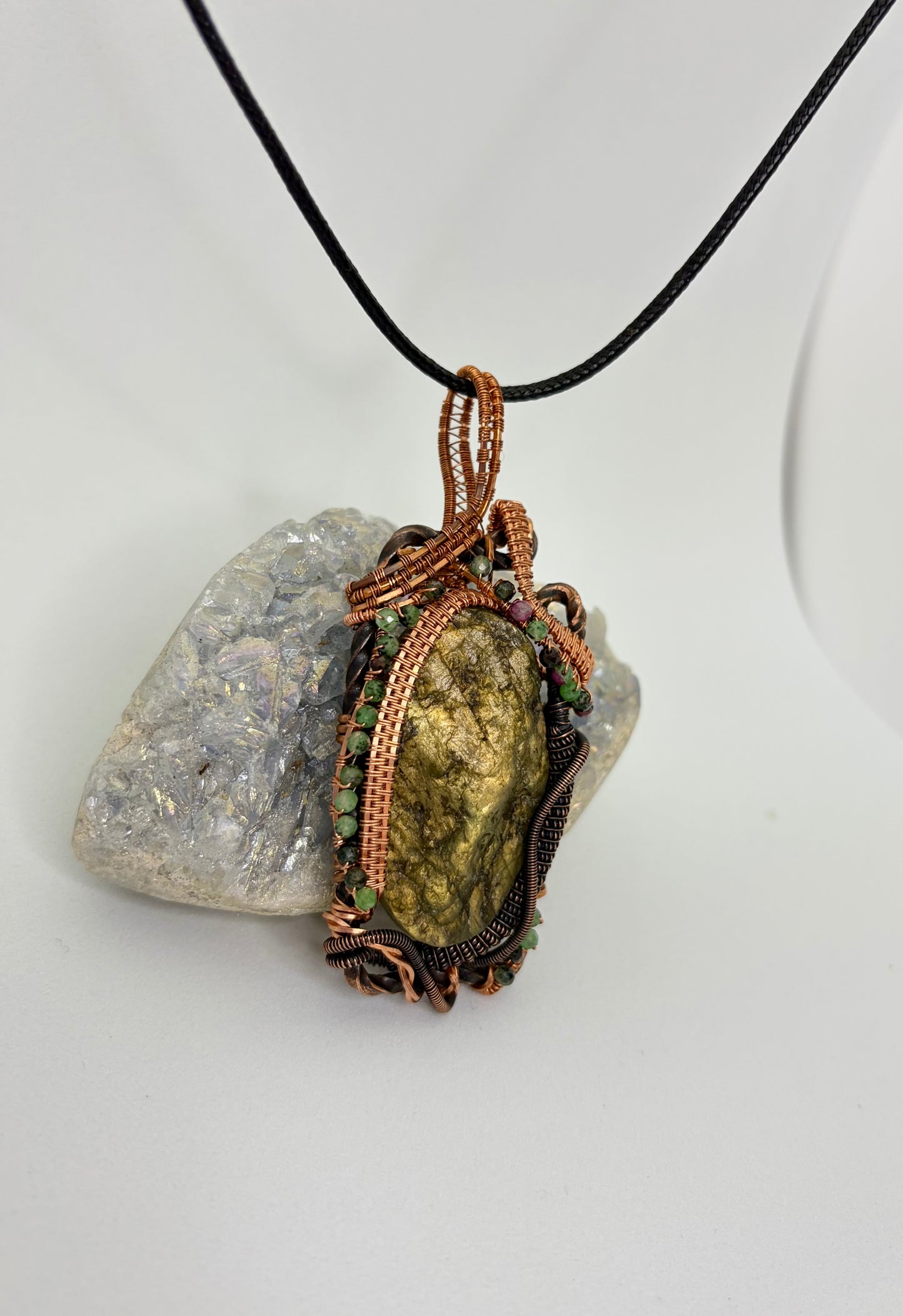 Boho Glow – Labradorite & Copper Wire Wrapped Pendant