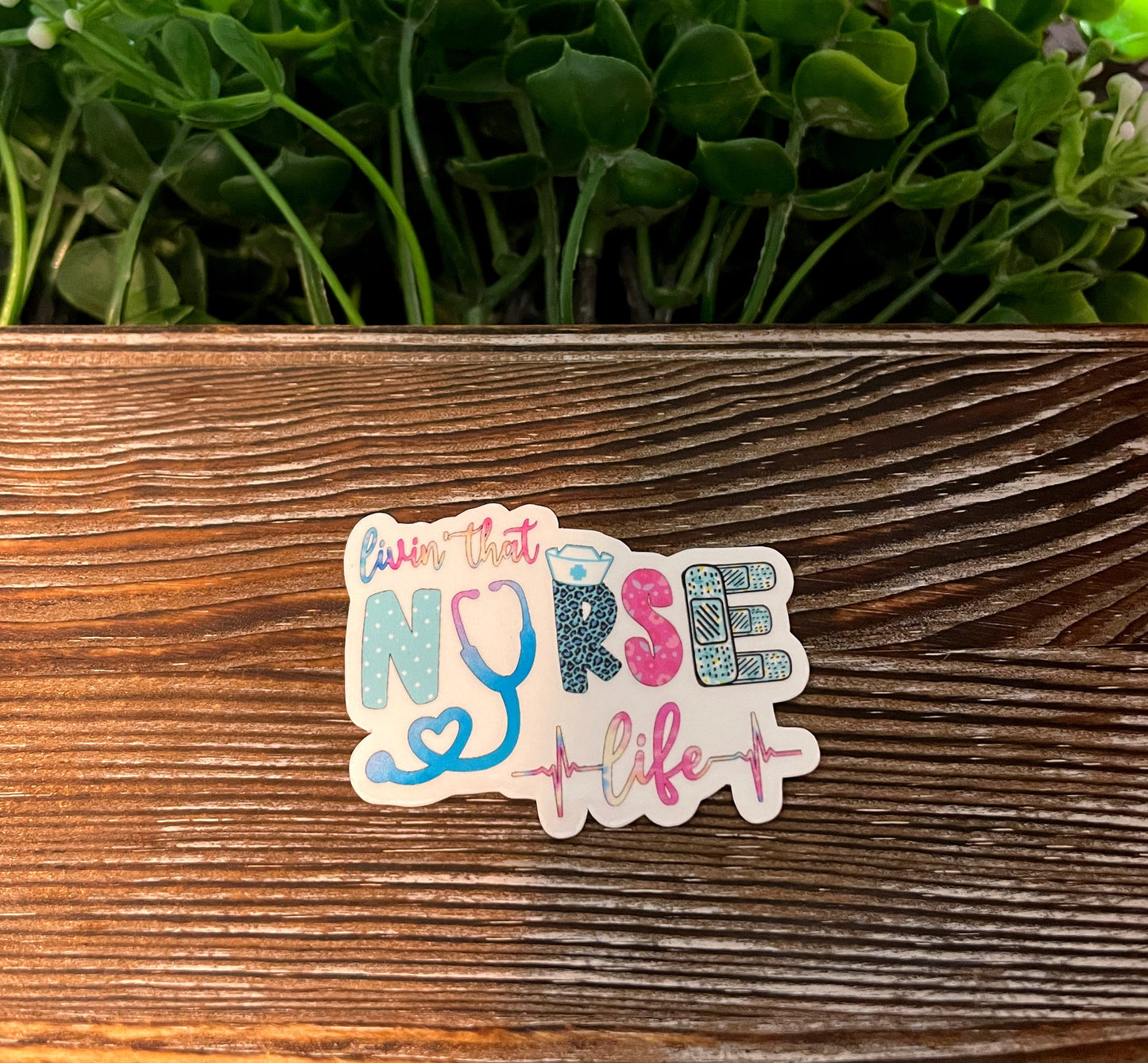 Lives That Nurse Life |Lightweight Vinyl Sticker or Magnet |Refrigerator Fridge Car |Nursing Student |Staff Gift |Medical Appreciation |Sticker or Magnet